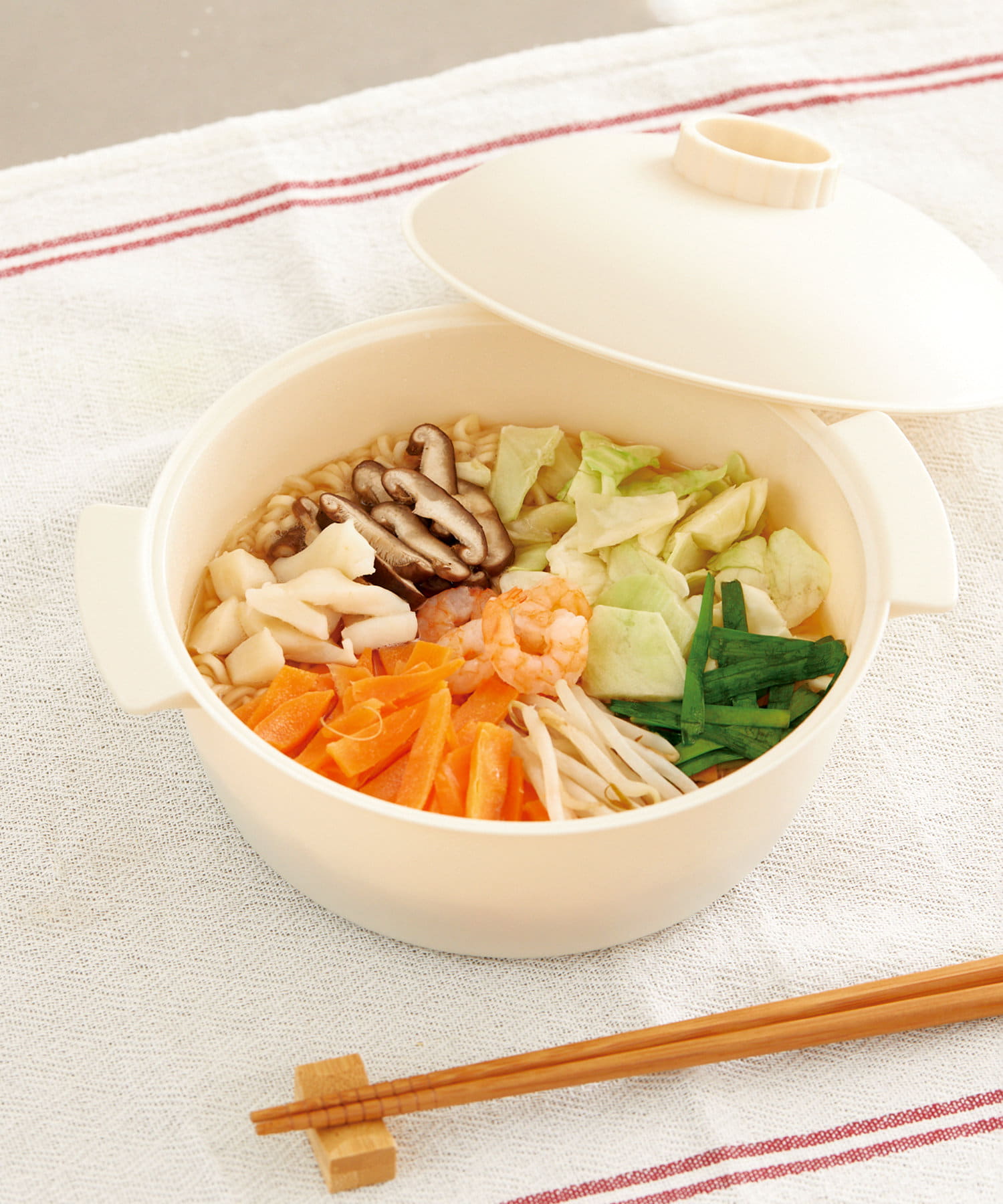 《レンジで簡単》ザル付きビストロヌードル ¥550(税込)