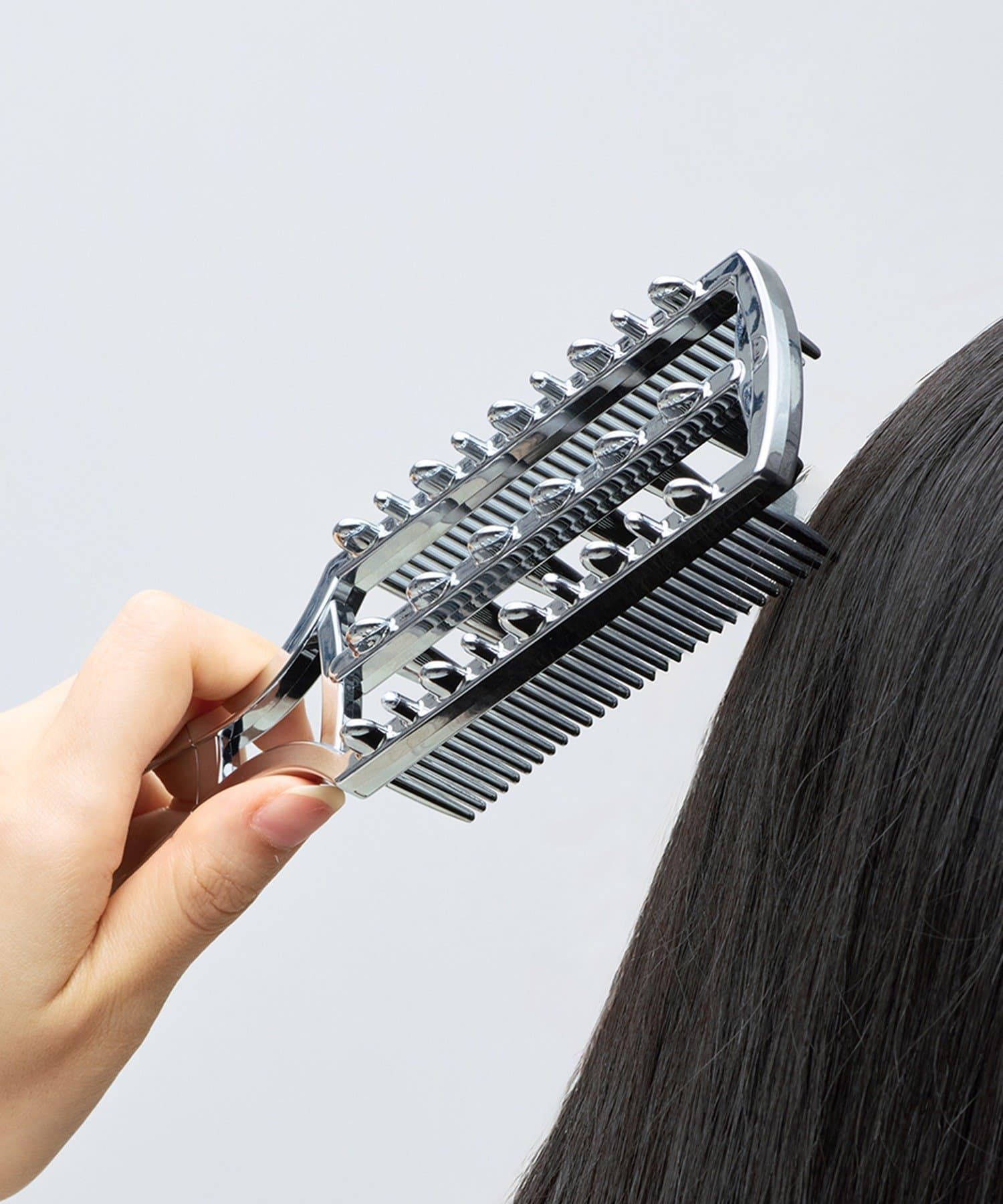 カッサ付きメタルコーム　￥3,850（税込）